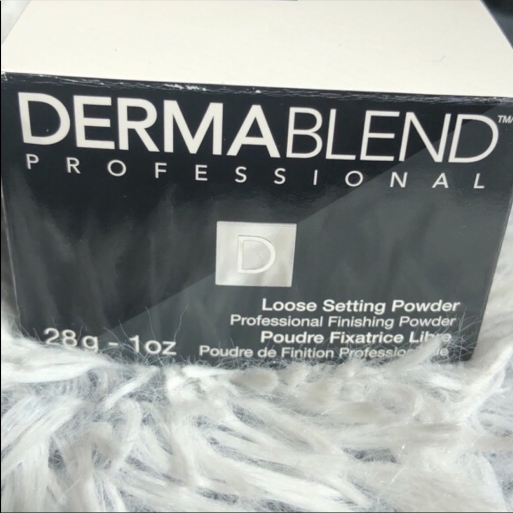 Dermablend Loose Setting Powder Original - Picture 2 of 2
